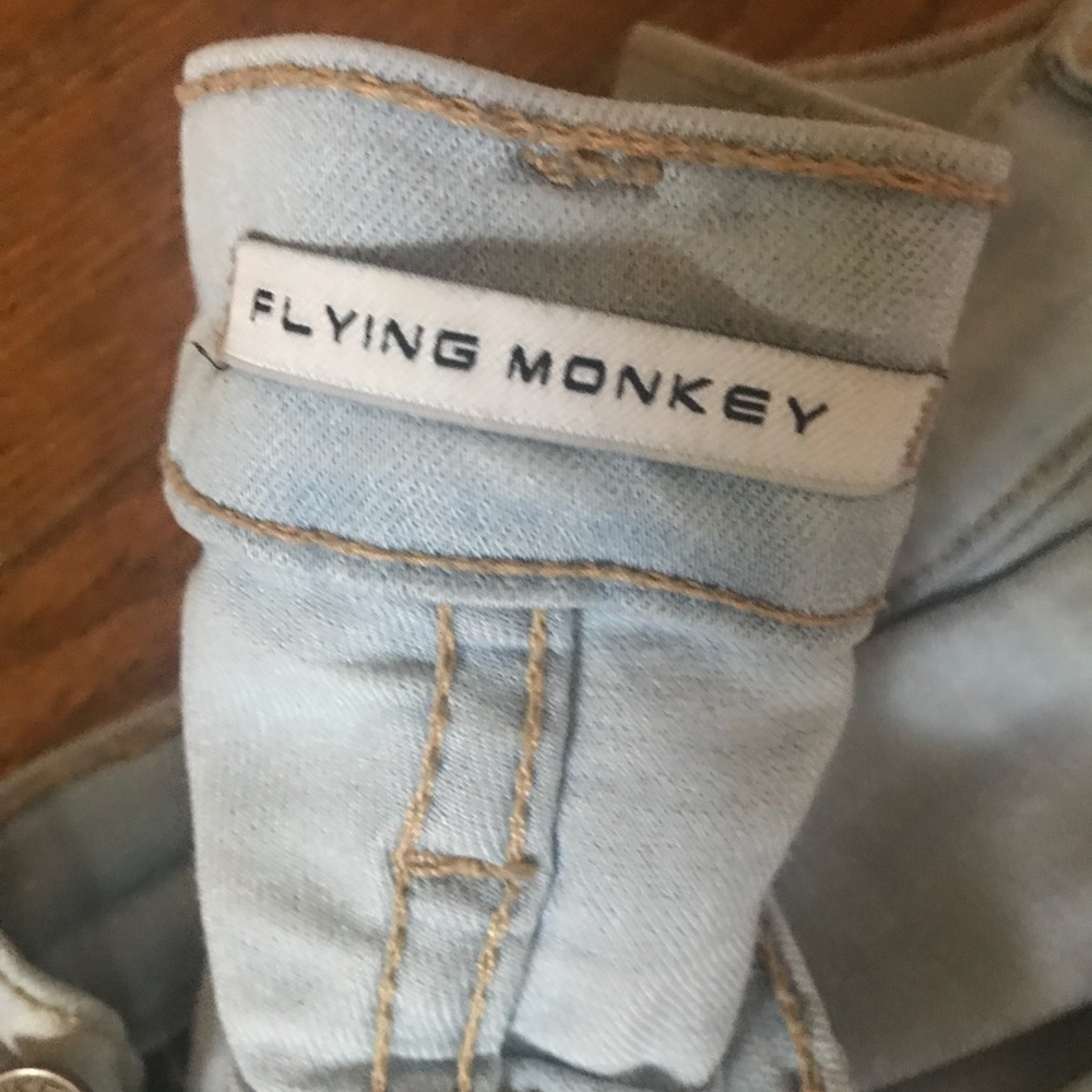 Light wash Flying Monkey Skinny Jeans 25